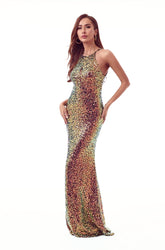 Vestido de fiesta largo dorado elegante y deslumbrante True Queen de W&M